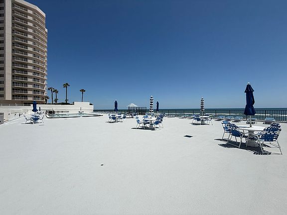 5th image of 2987 Atlantic Ave #1506