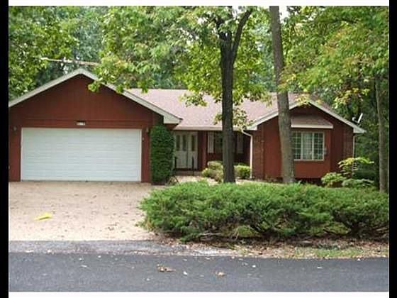 1st image of 7 Bayhill Ln