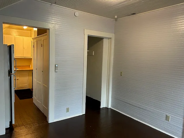Building Photo - 935 Patterson St #3
