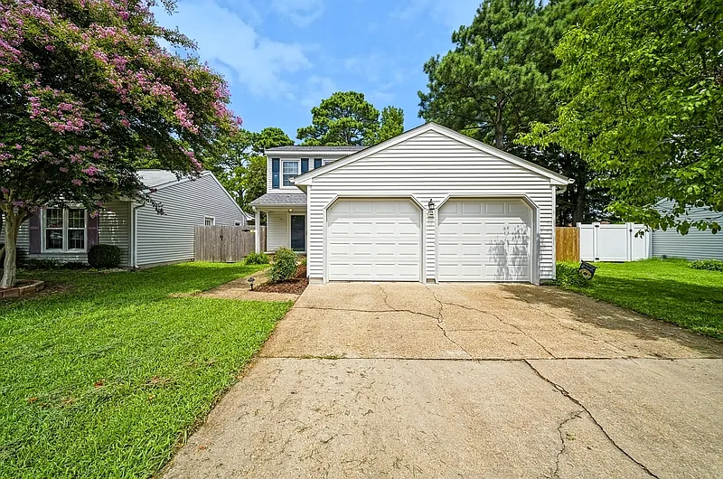 1119 Mill Lake Quarter