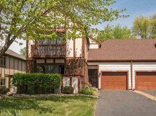 1310 Kingsridge Ct APT B, Normal, IL 61761