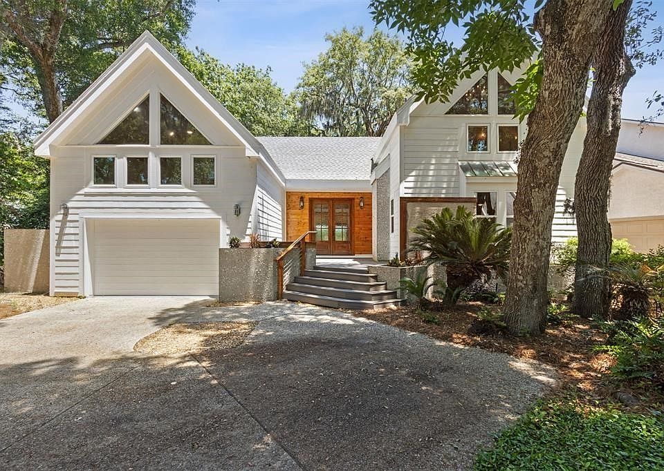 1st image of 22 Belted Kingfisher Rd