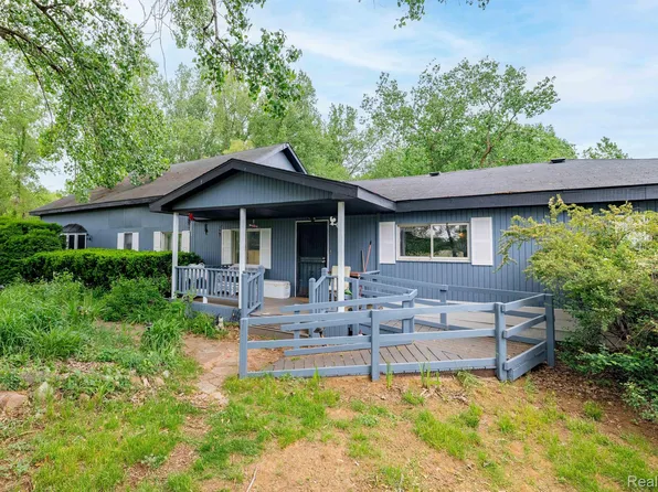 9720 Yensch Rd, Maybee, MI 48159