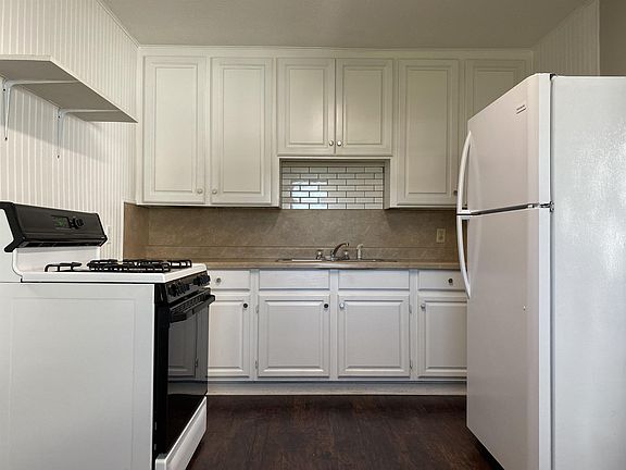 5th image of 2229 2nd St