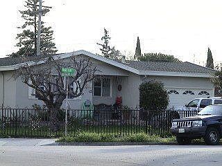 1st image of 934 Barstow Ct