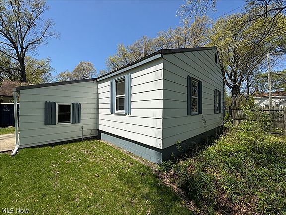 5th image of 1520 E 27th St