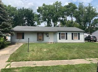 8216 Gilmore Rd, Indianapolis, IN 46219
