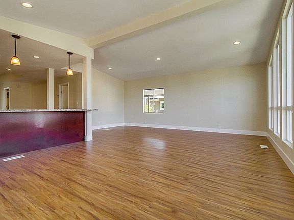 5th image of 8975 Lawrence Welk Dr Space 288