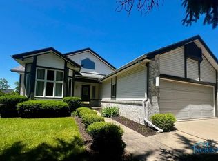 2239 Linden Ct, Maumee, OH 43537