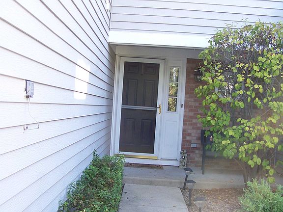 2nd image of 1120 Camden Ct