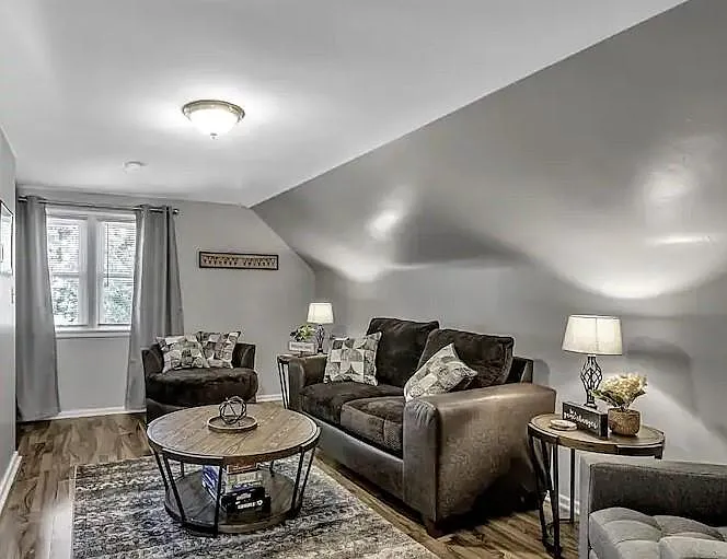 111 Midland Ave — Photo 2