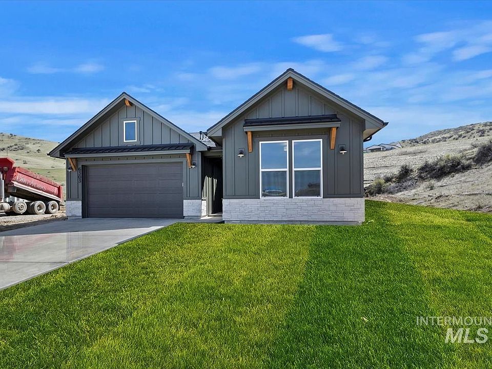 1st image of 6425 E One Tree Pl