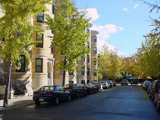 2nd image of 6 Blackwood St APT 206