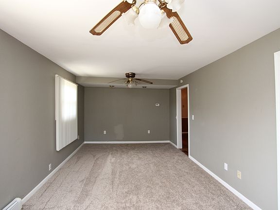 3rd image of 1338 Gordon Ave