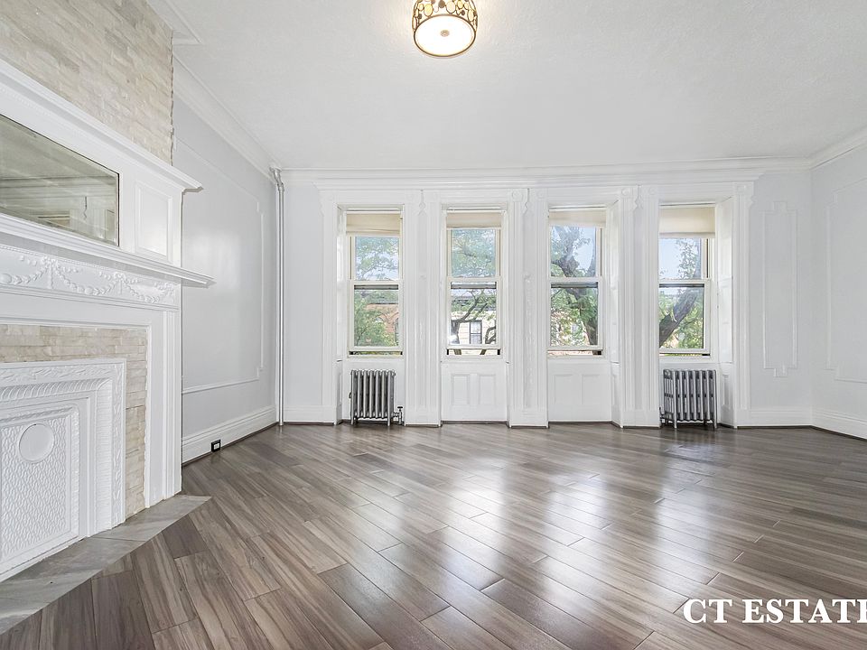 1st image of 522 Decatur St Floor 3
