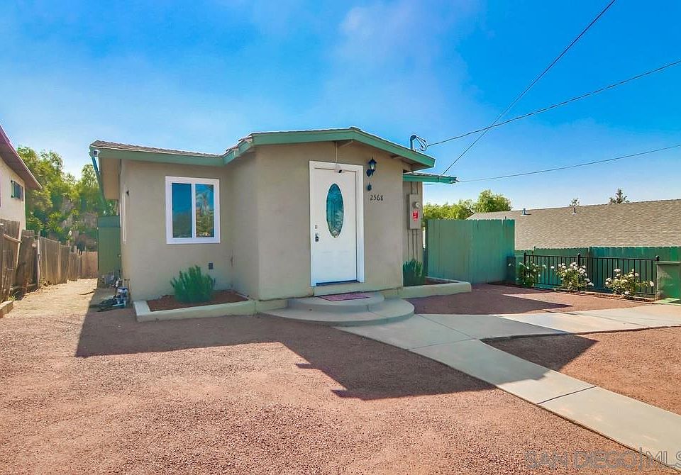 1st image of 2568 Fenton Pl