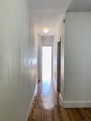 Rented by LJ Sloane Management | media 46