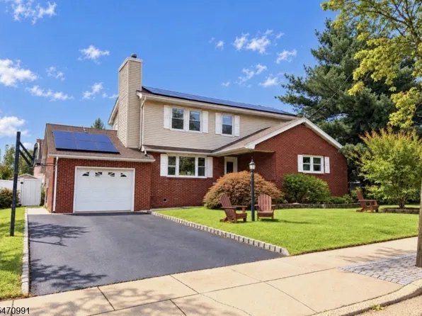 340 N 8Th Ave, Manville Boro, NJ 08835