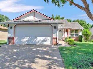 10514 E Bluestem St, Wichita, KS 67207