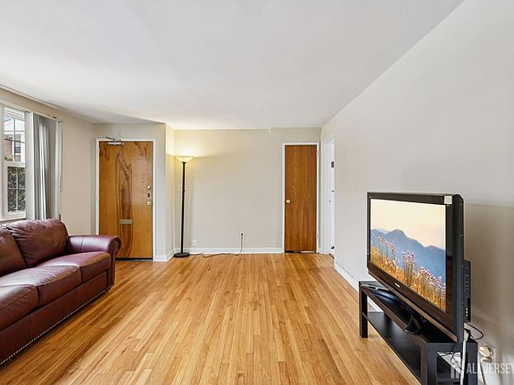 3rd image of 445 Morris Ave #11-D