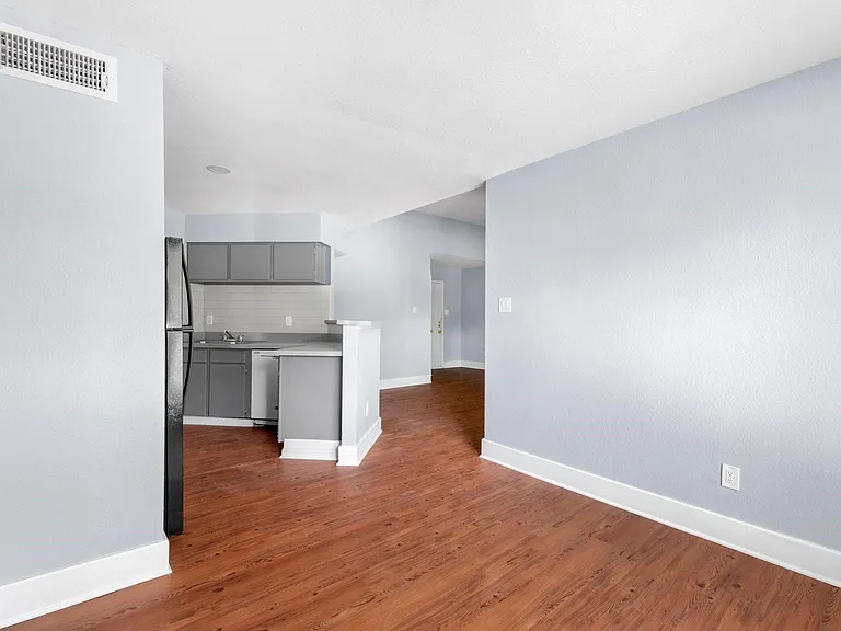 7200 T C Jester Blvd #1004 — Photo 15