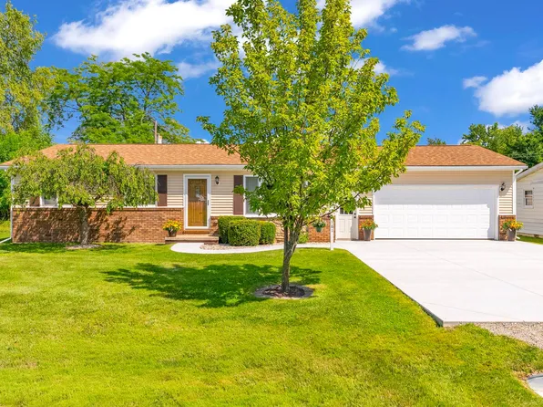 7161 Meadow Ln, Lexington, MI 48450