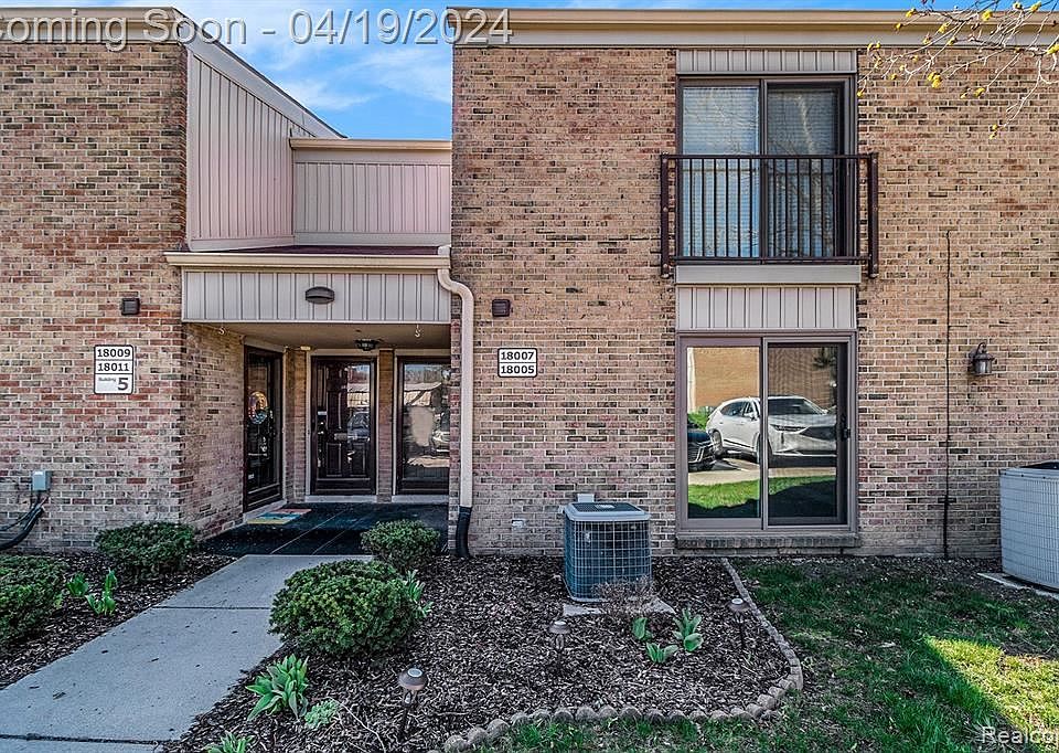 1st image of 18005 University Park Dr