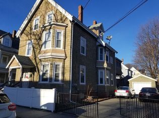 9 Brimblecom St, Lynn, MA 01902