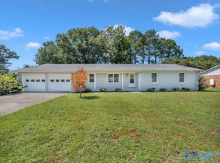 15717 Arlington Rd, Athens, AL 35611