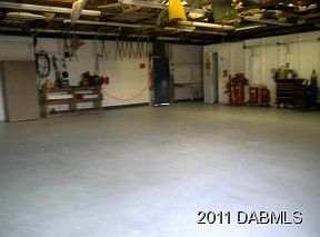 3rd image of 825 Edwards St