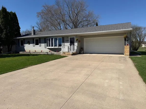 2124 Kenneth Dr, Albert Lea, MN 56007