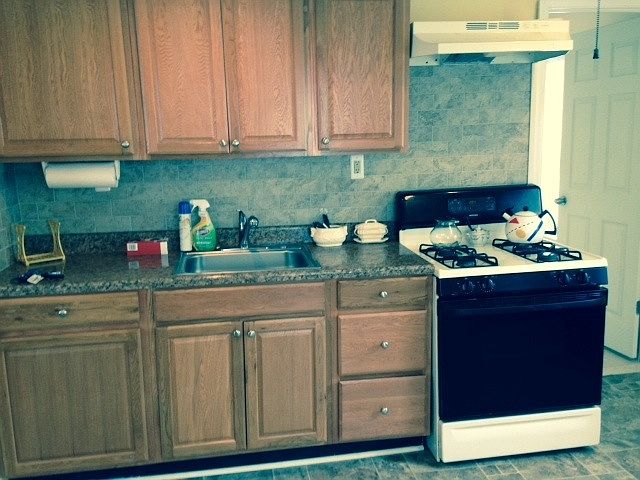 2nd image of 580 Nassau St