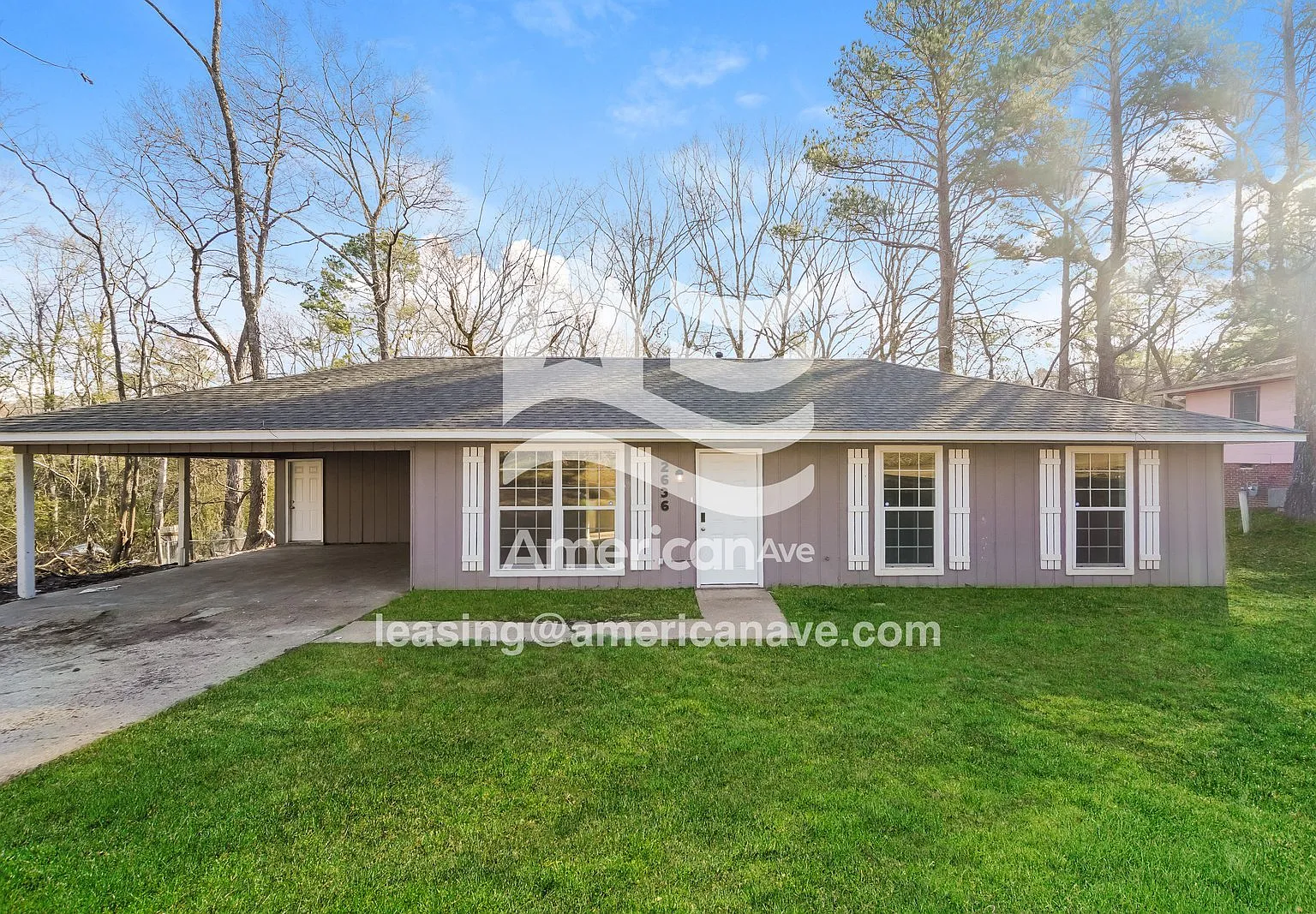 3 bed, 2.0 bath, 1168 sqft, $942 — Photo 1