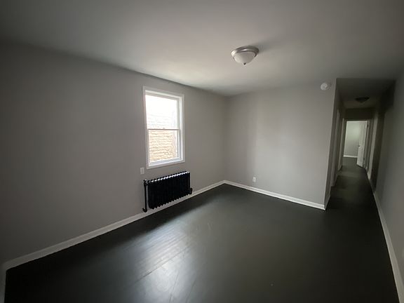 2nd image of 62 E King St #2