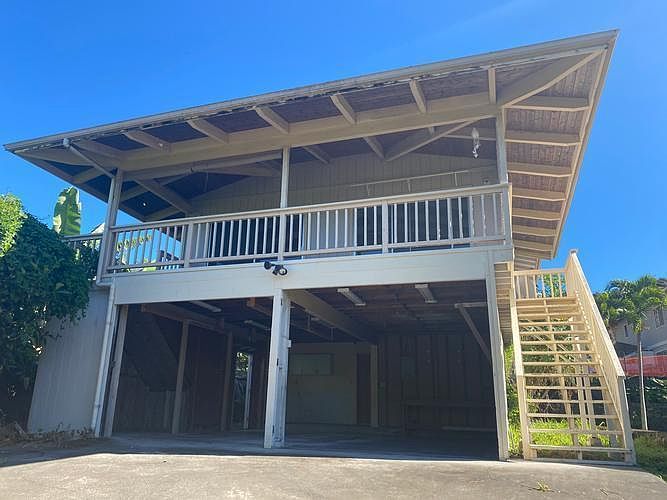 1st image of 73-4594 Mamalahoa Hwy #B