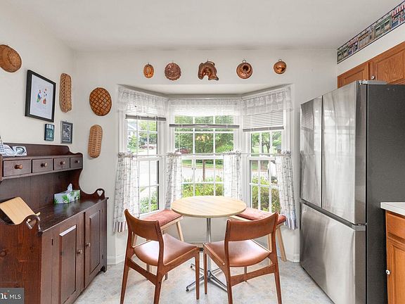 5th image of 763 Burgh Westra Way