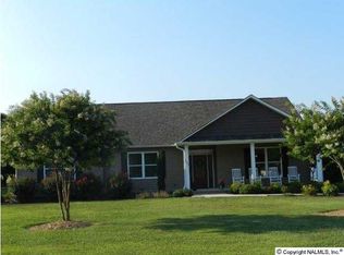 141 Harrison Cove Rd, Gurley, AL 35748