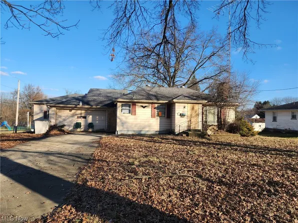 4807 Sheridan Rd, Poland, OH 44514