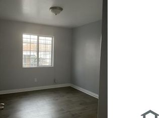2204 W Slauson Ave #15, Los Angeles, CA 90043