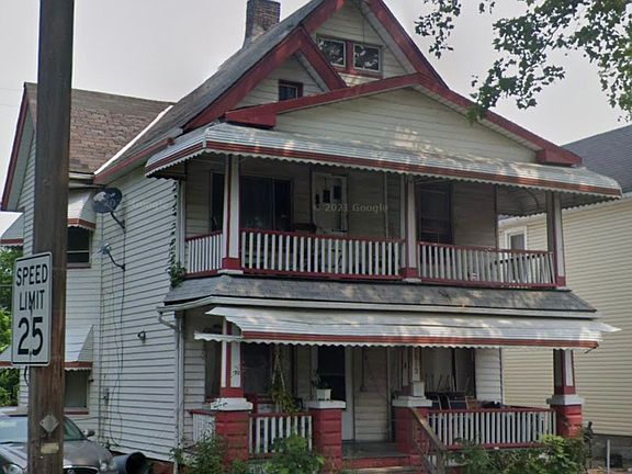3rd image of 5613 Dibble Ave