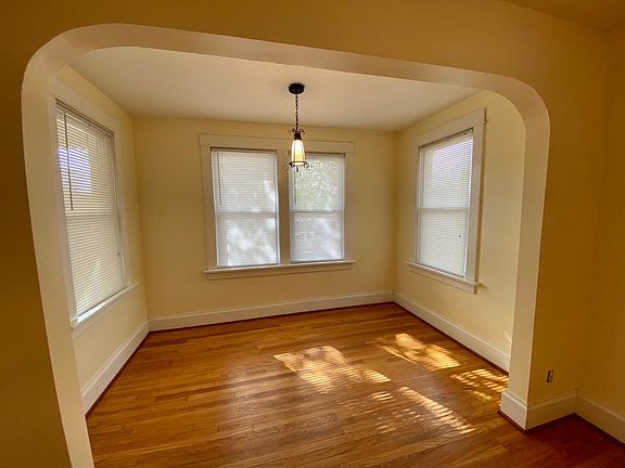 5th image of 8427 Elmore Ave
