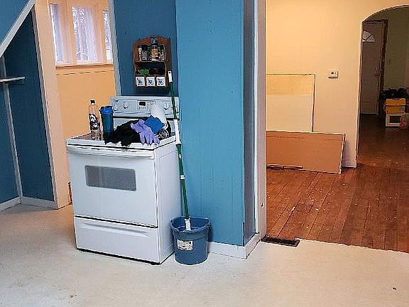 3rd image of 106 Shamrock St
