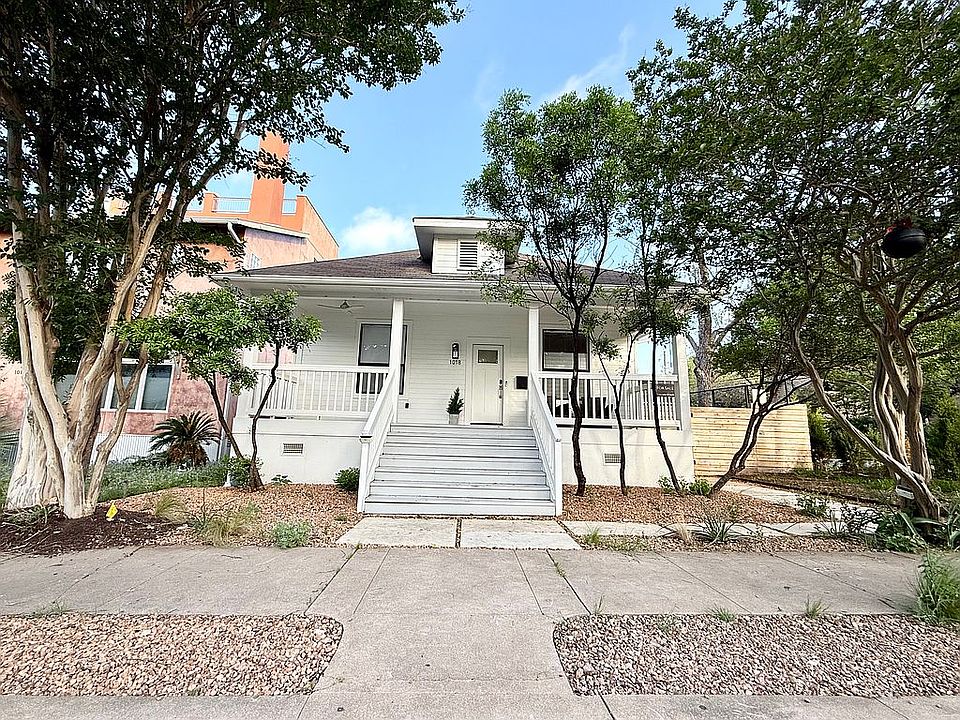 1st image of 1018 Shelley Ave