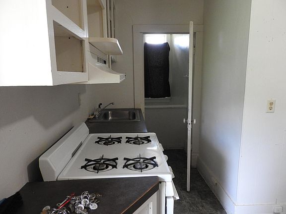 2nd image of 511 Omaha St APT 3