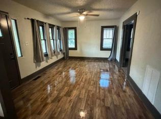 810 Ivanhoe St, Perry, OK 73077