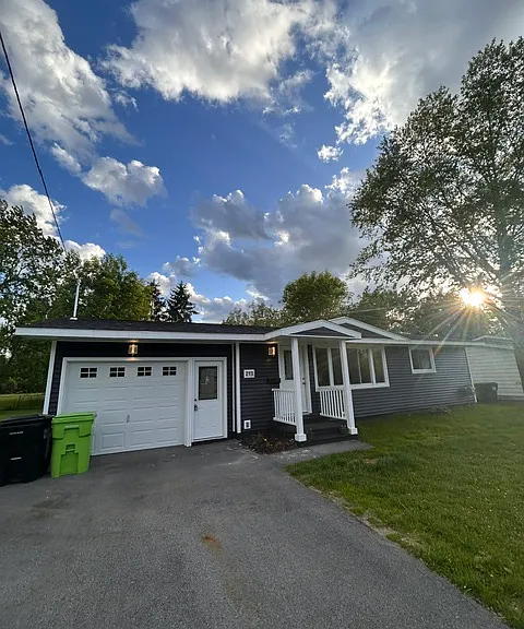 213 Sunflower Dr — Photo 1