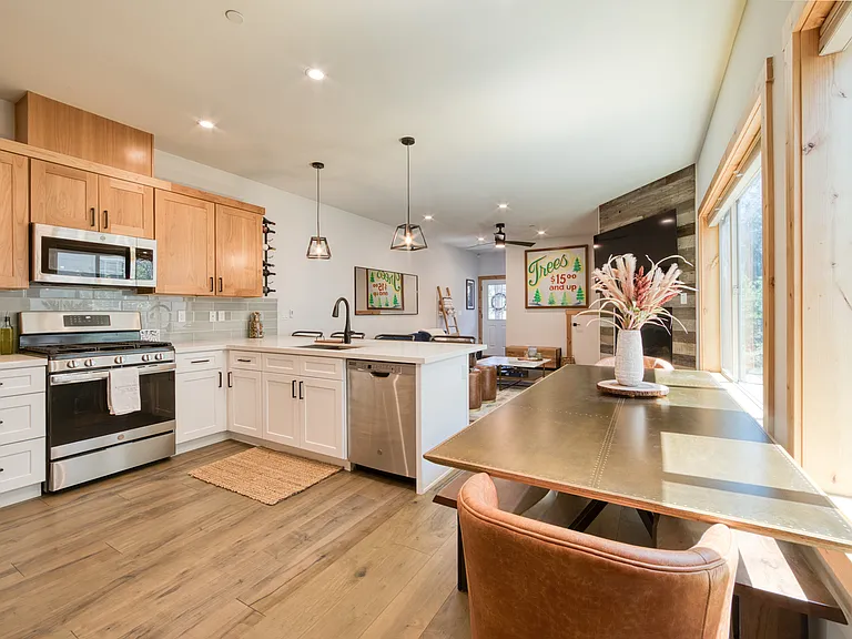 11349 Wolverine Cir — Photo 4
