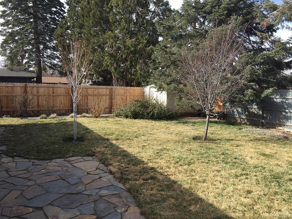 2nd image of 1322 NE Drost Dr