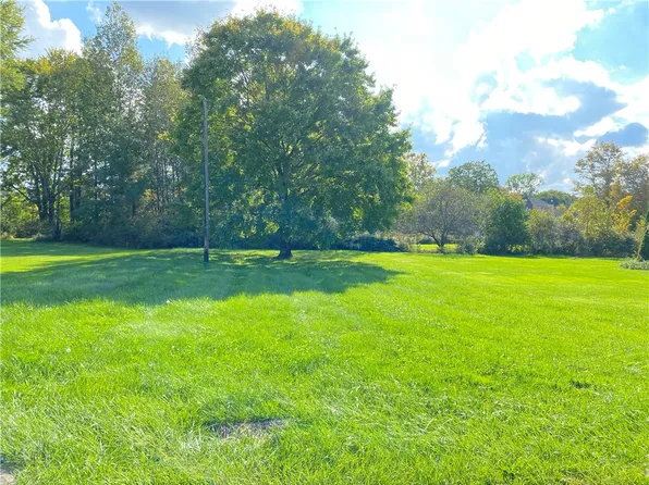 32 Hempfield Ave, Greenville, PA 16125