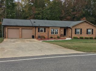 198 Autumn Leaf Rd, Troutman, NC 28166